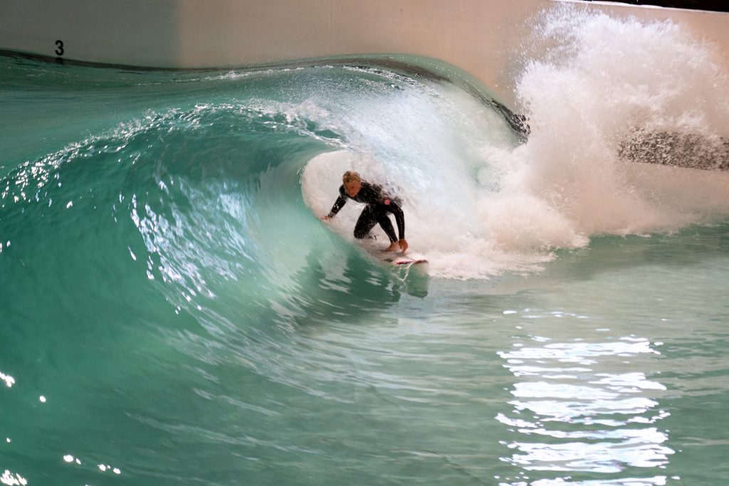 Wavegarden Night Surfing In The Wavegarden Cove